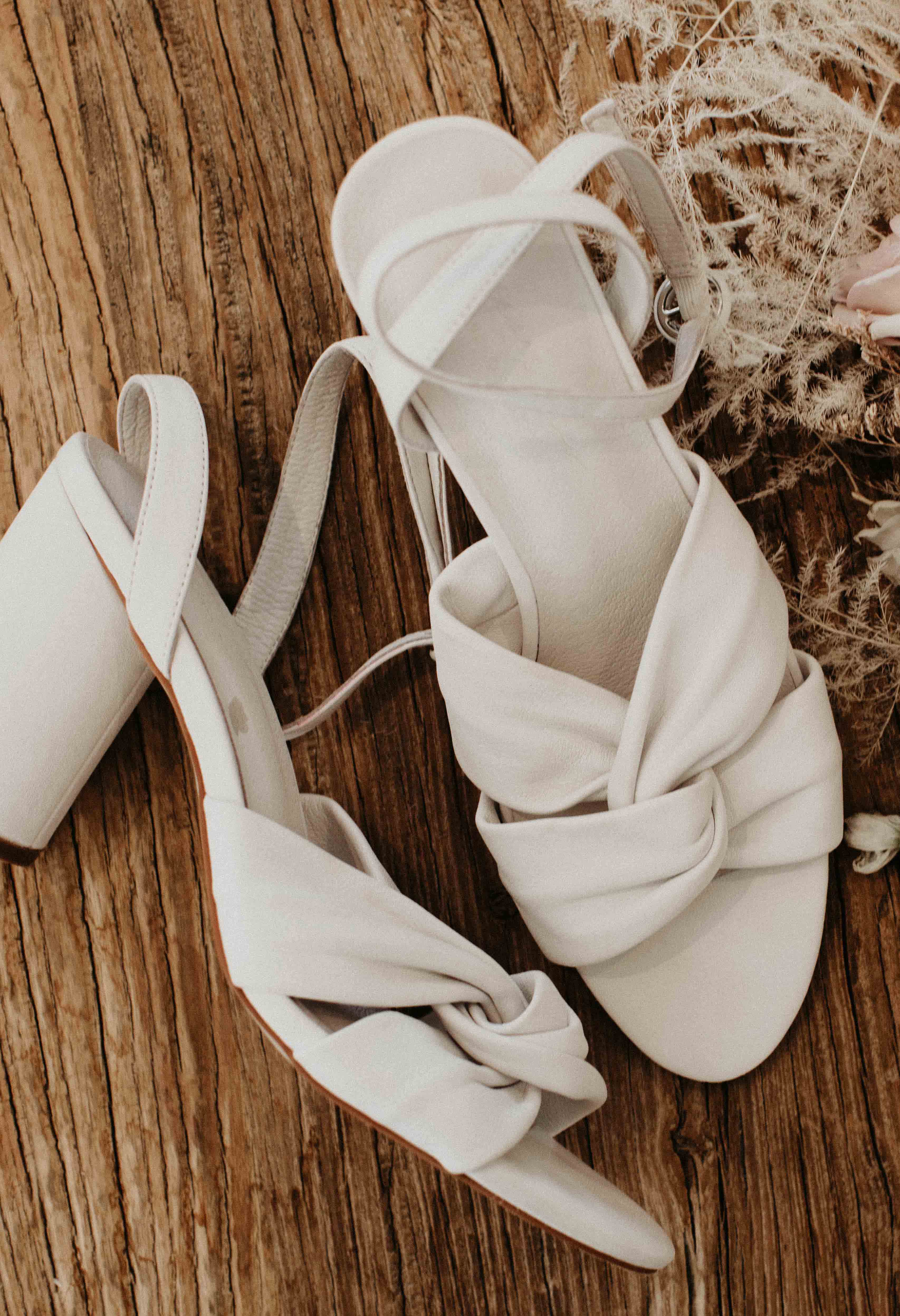 DESTINY - IVORY LEATHER WEDDING SANDALS - FINAL SALE!