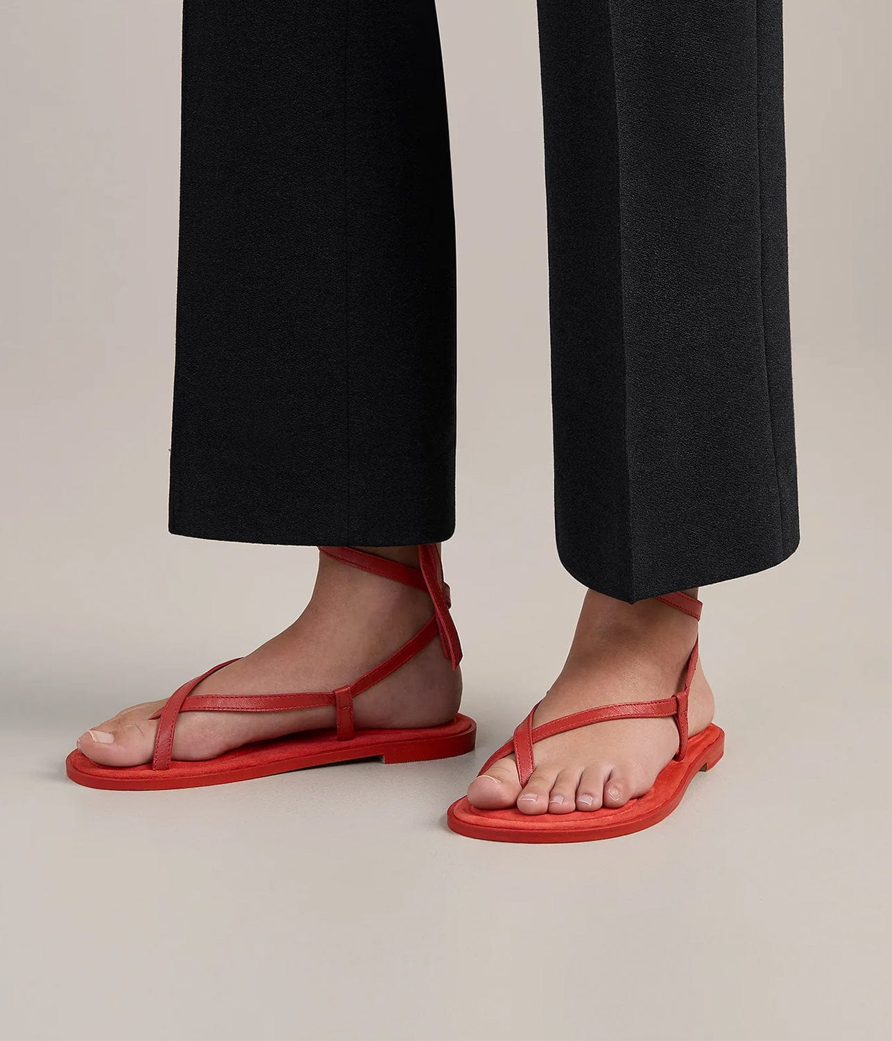 ELLIOT SANDAL- POPPY SUEDE