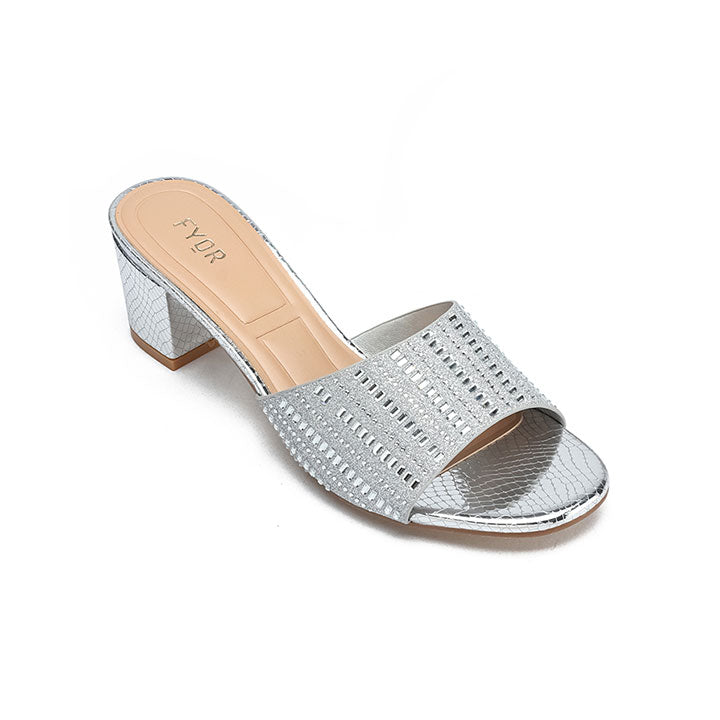 Embellished Round Toe Mule BB 48