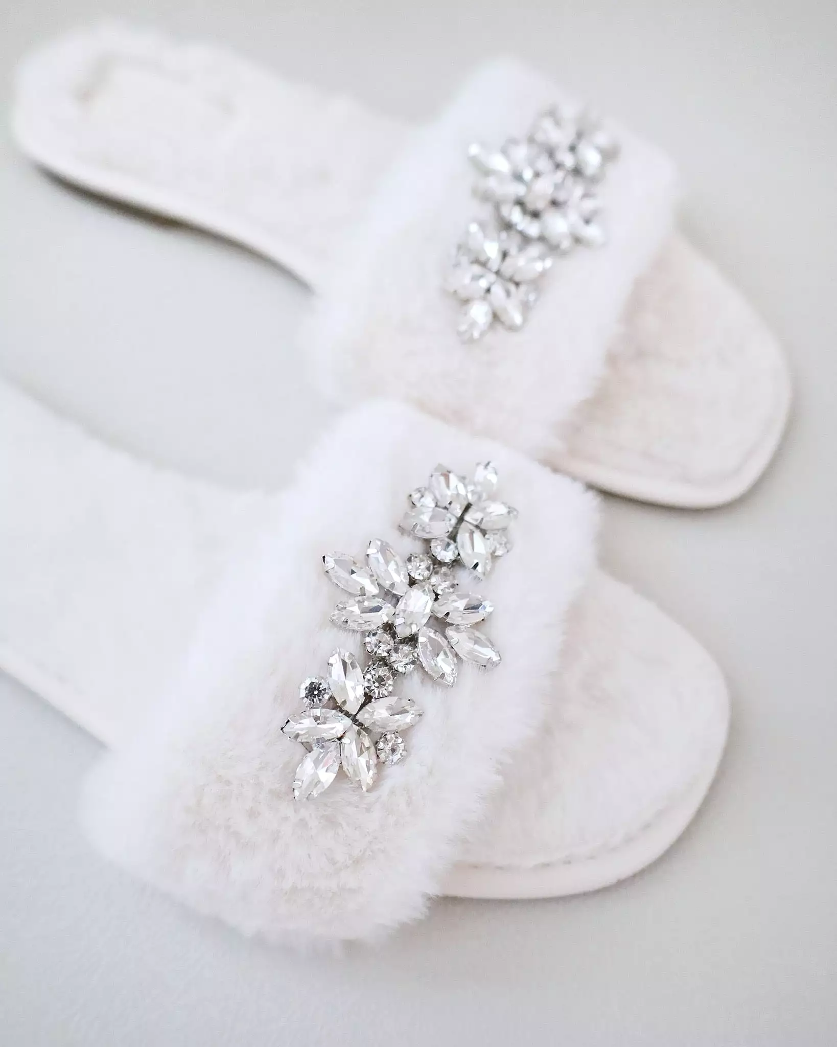 Faux Fur Slide Flat Sandals with Asteria Brooch