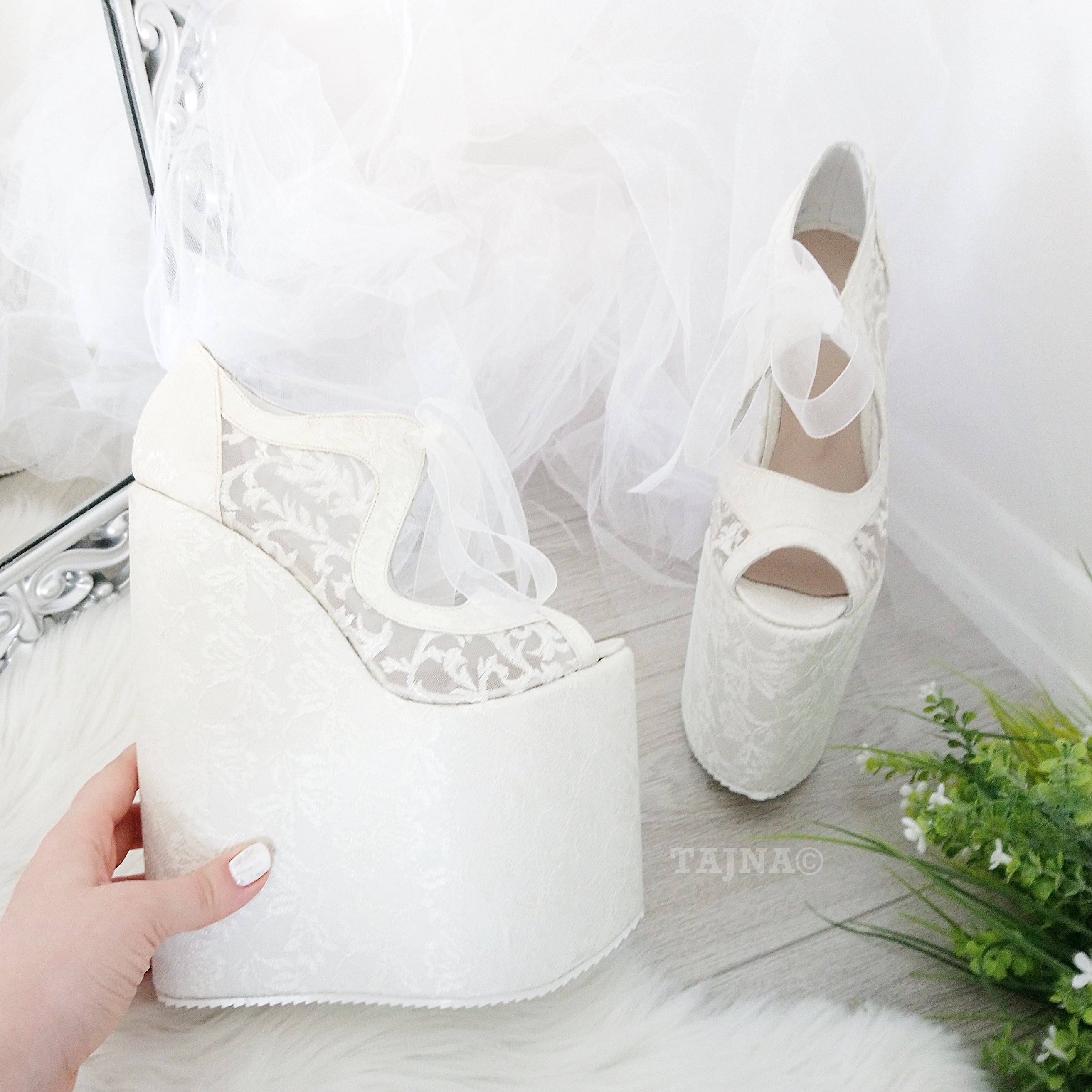 Lace 21 cm Platform Wedges Wedding Shoes