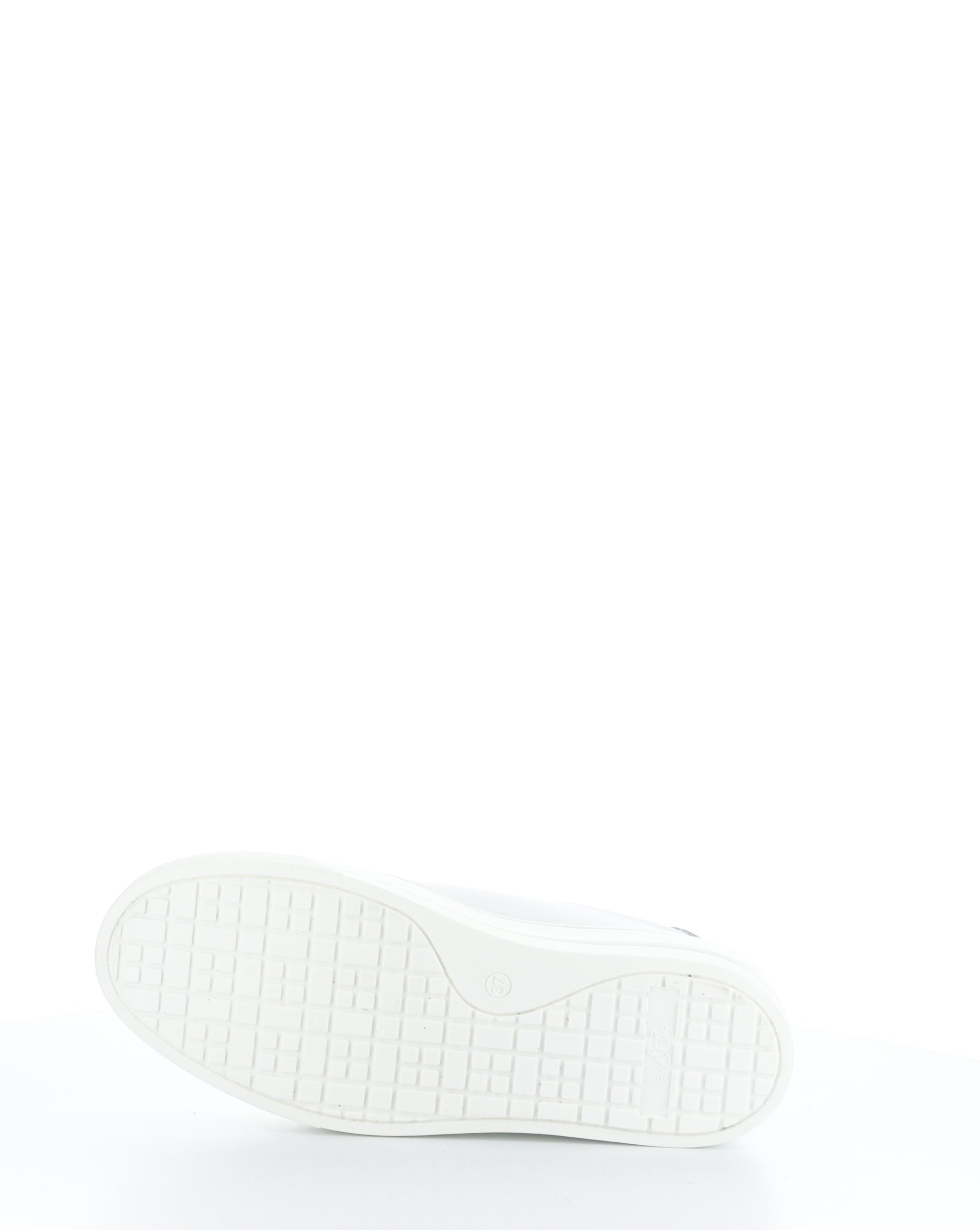 MAGALI WHITE Round Toe Shoes