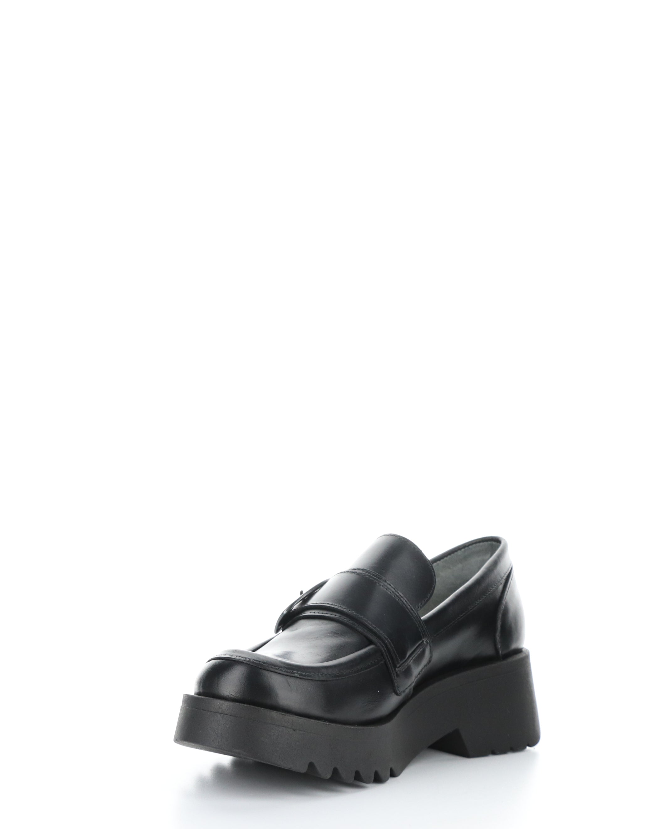 MAUI973FLY 000 BLACK Round Toe Shoes