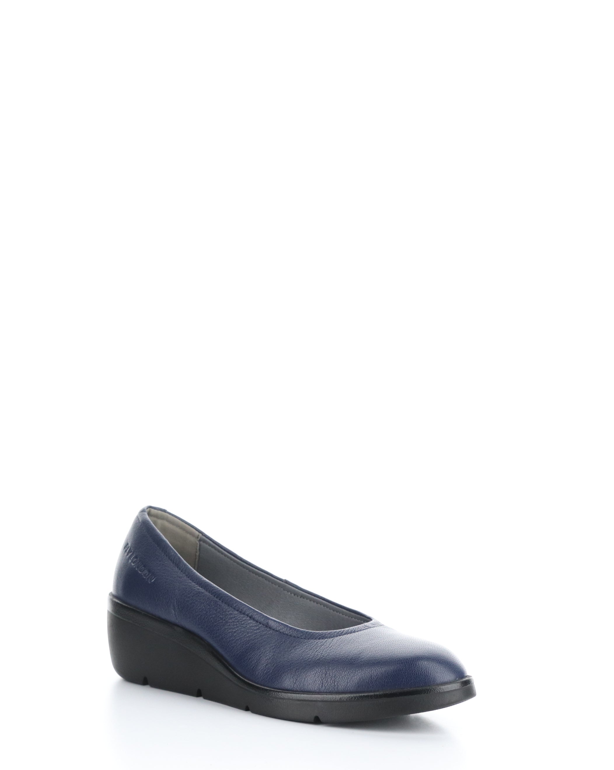 NUMA570FLY 008 OCEAN Round Toe Shoes