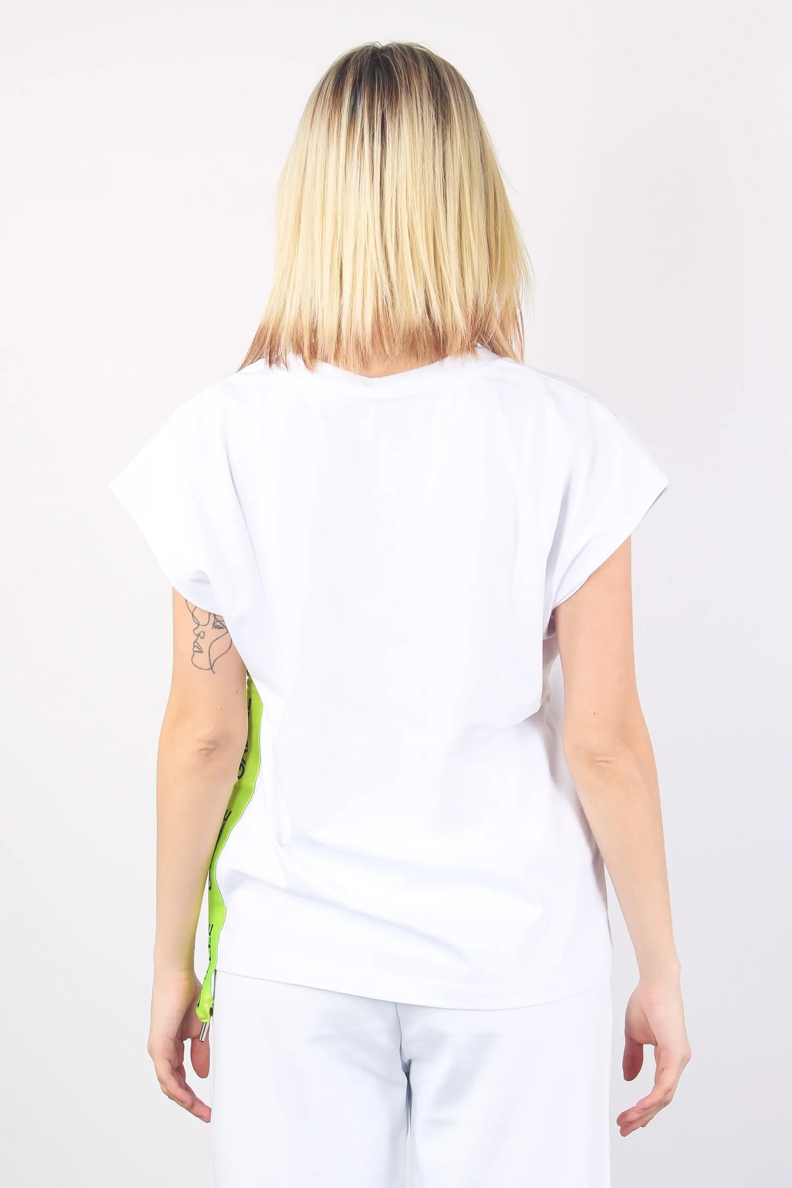 T-shirt Scollo V Banda Logo Bianco