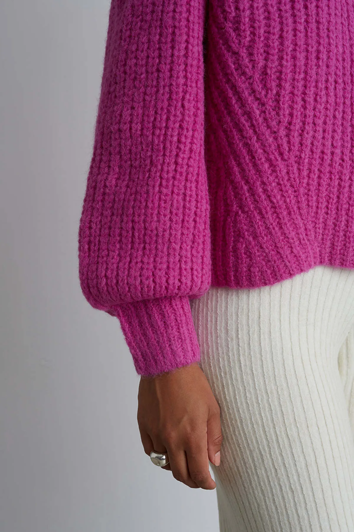 TESS SWEATER - FUCHSIA