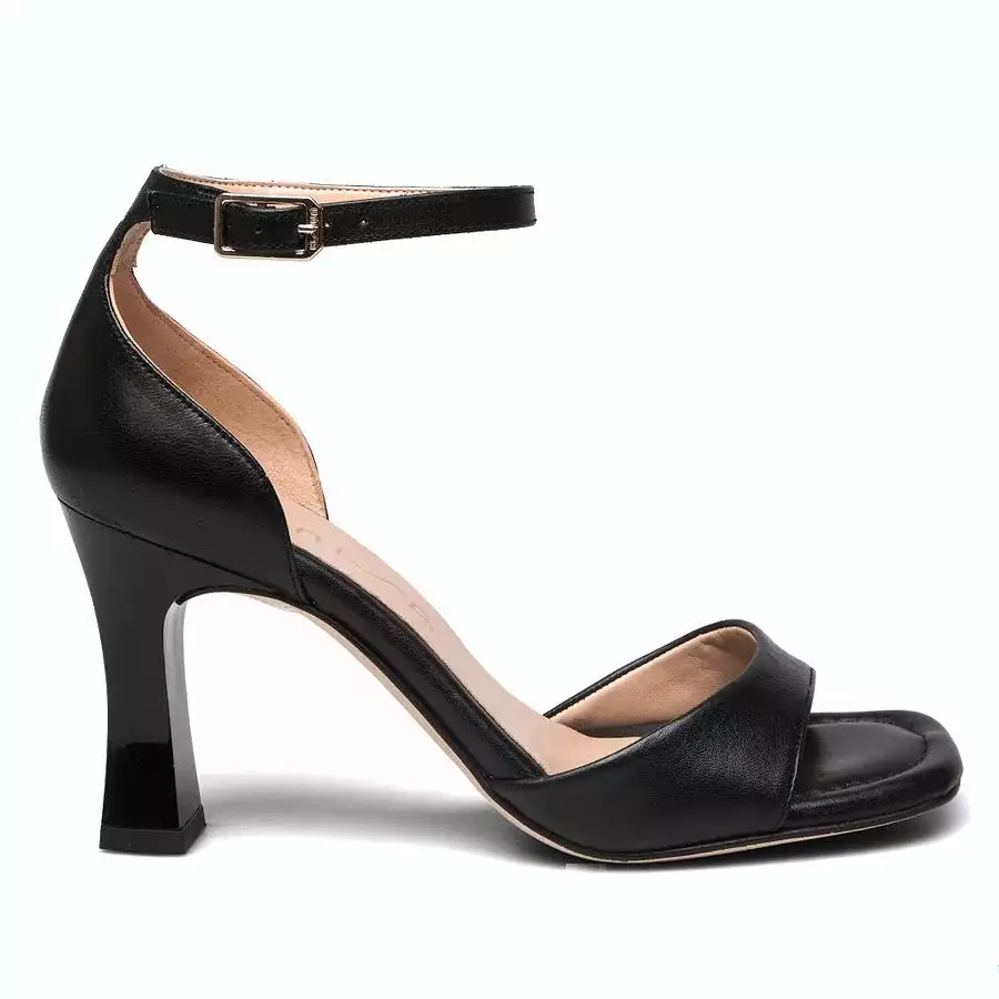 UNISA SAFIRA BLACK SANDAL