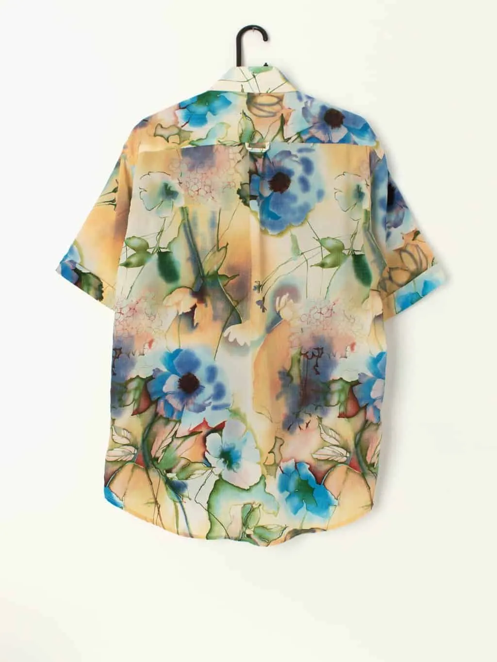 Vintage abstract shirt with artistic watercolour style floral summer garden pattern – Medium