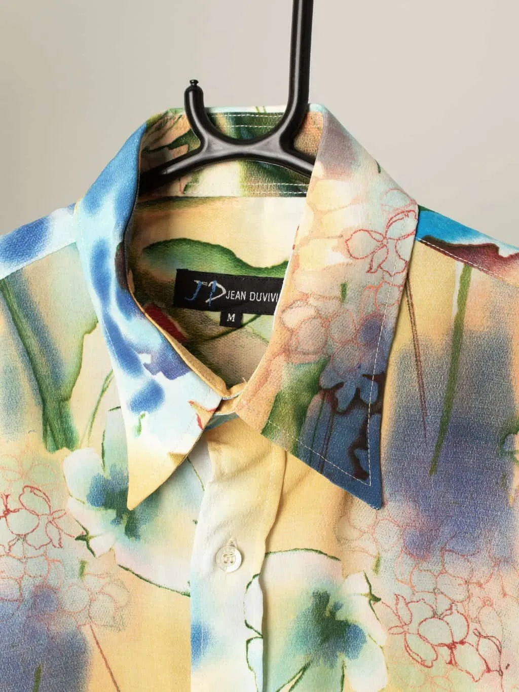 Vintage abstract shirt with artistic watercolour style floral summer garden pattern – Medium