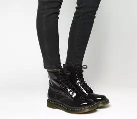 Womens Dr.Martens 8 Eyelet Lace Up Bt Black Patent